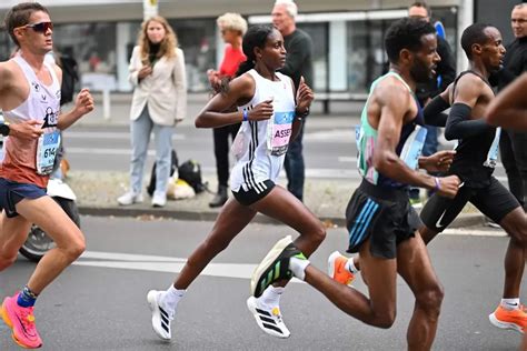 berlin marathon winners shoes